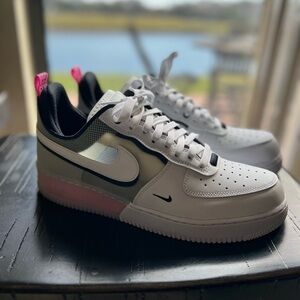 Men's Nike Air Force 1 React "Pink Spell" men’s 10.5 barely worn like new
